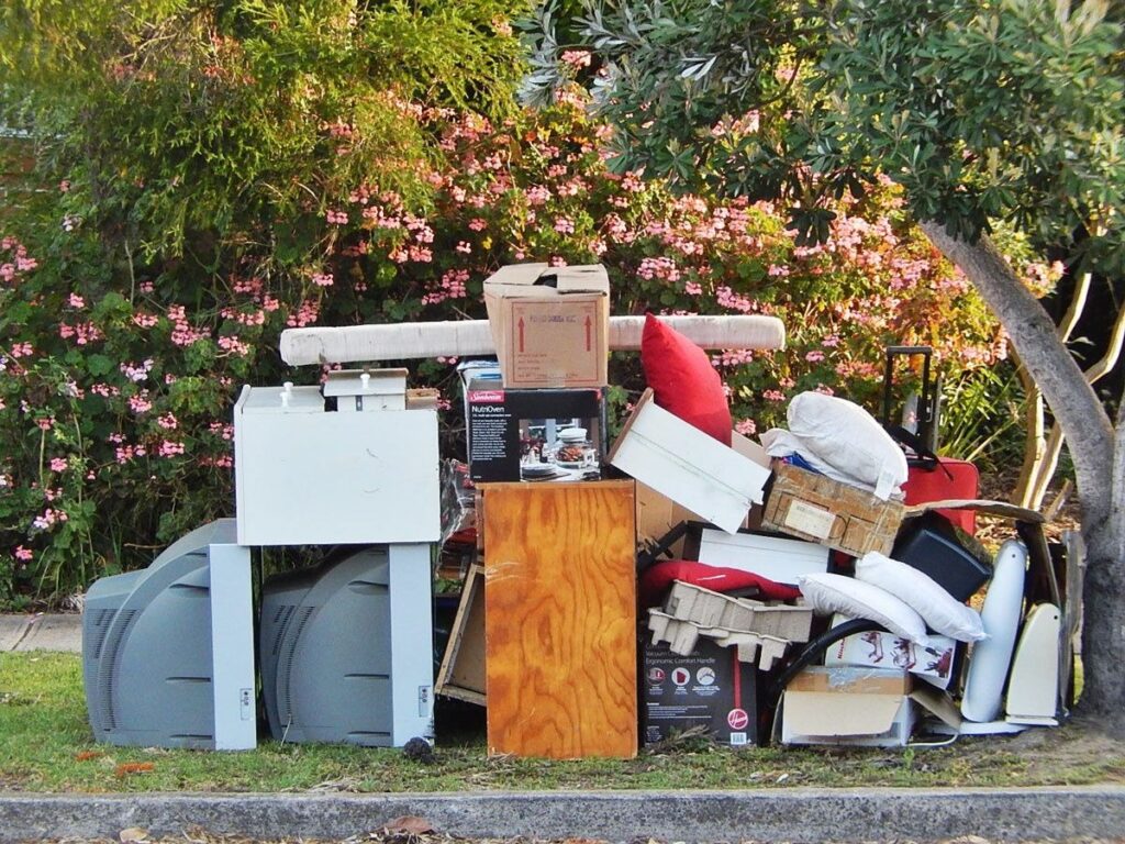 pile of junk ready for Junk Pickup and Junk Removal in Irvine, California