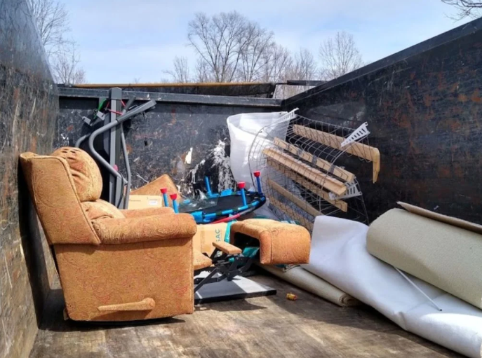 Fastest Junk Furniture Removal